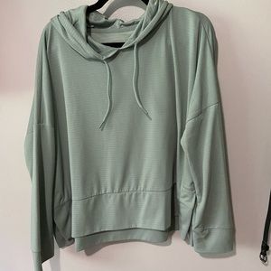 Mondetta Size L Crop Top